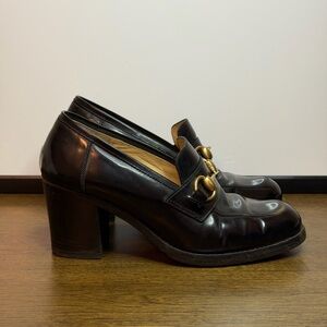 Gucci Heeled Loafers with a Horsebit detail Size 6B